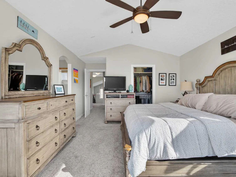 27 Sunset Court, Cochrane, AB, T4C 0G3 - 24