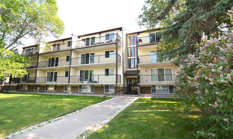 302-635 56 Avenue SW