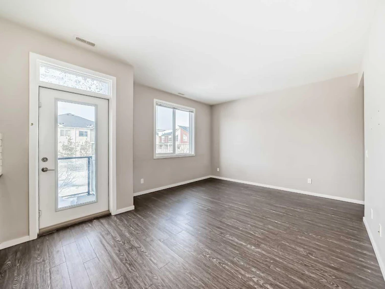 203-225 Redstone Walk NE, Calgary, AB, T3N 1M6 - 3