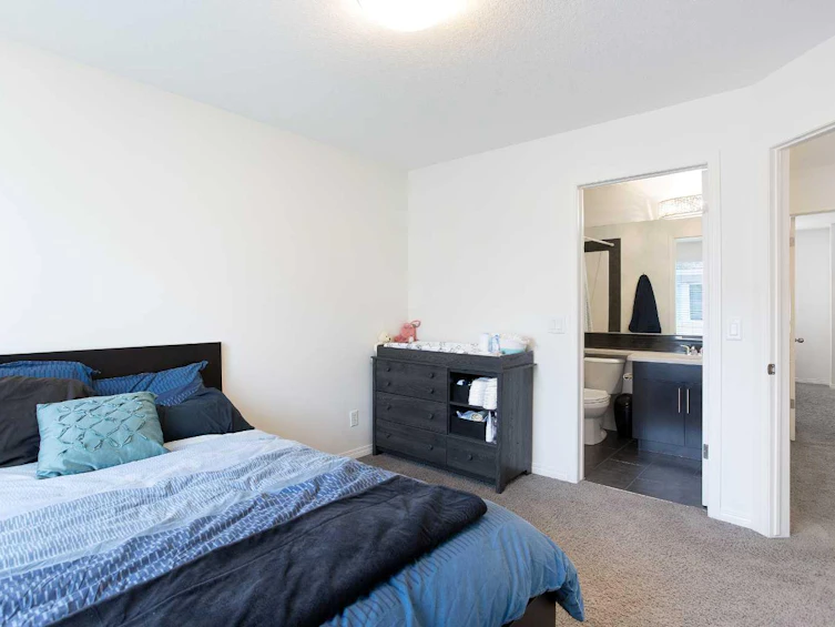 210 Auburn Bay Square SE, Calgary, AB, T3M 0Y9 - 13