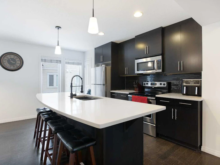 210 Auburn Bay Square SE, Calgary, AB, T3M 0Y9 - 3
