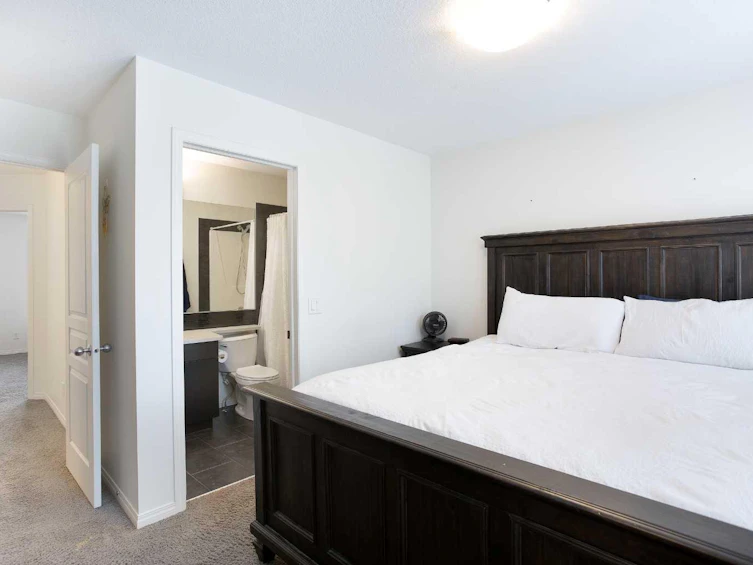 210 Auburn Bay Square SE, Calgary, AB, T3M 0Y9 - 16