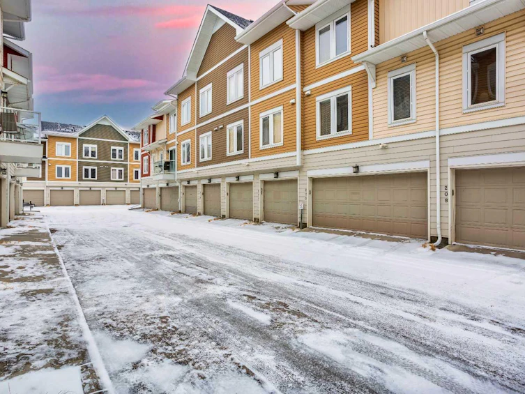 210 Auburn Bay Square SE, Calgary, AB, T3M 0Y9 - 22