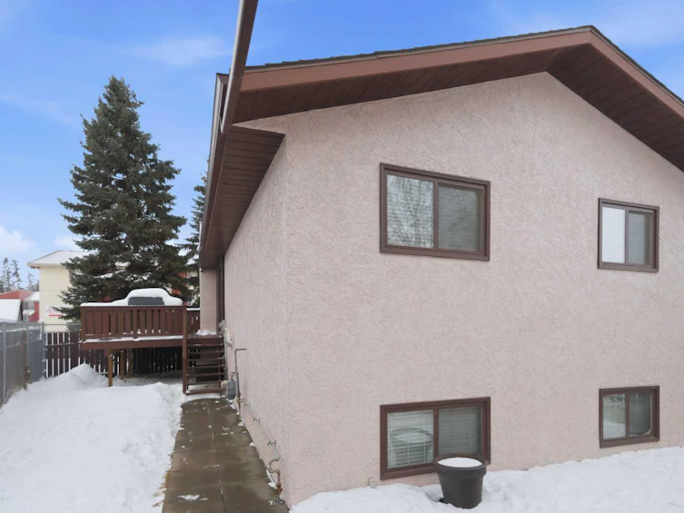 50 Greenham Drive, Red Deer, AB, T4P 2X4 - 5