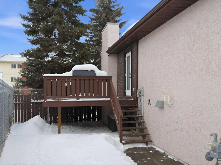 50 Greenham Drive, Red Deer, AB, T4P 2X4 - 6
