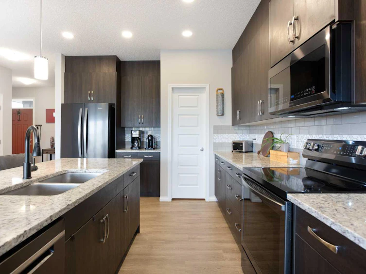 63 Heritage Court, Cochrane, AB, T4C 2N5 - 7