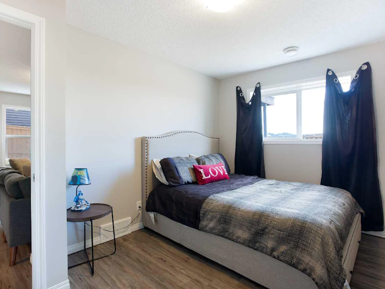 63 Heritage Court, Cochrane, AB, T4C 2N5 - 32