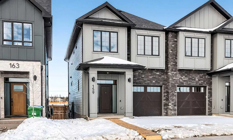 159 Greenwich Drive NW