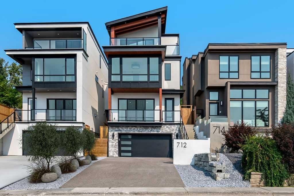 712 Bridge Crescent NE, Calgary, AB, T2E 5B5