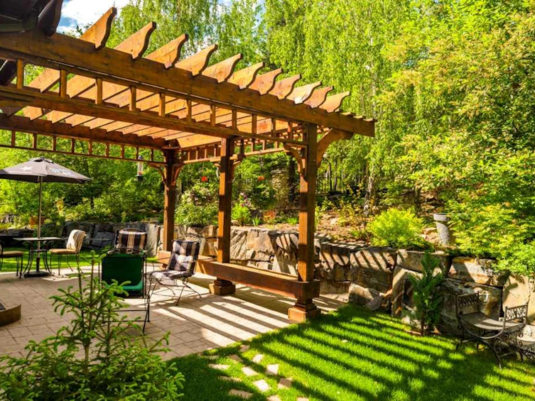 10 Spring Valley Place SW, Calgary, AB, T3H 4V1 - 17