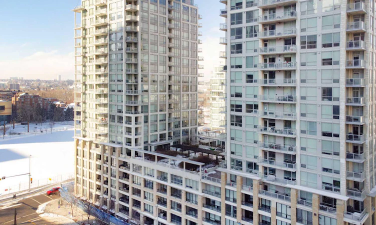 521-222 Riverfront Avenue SW
