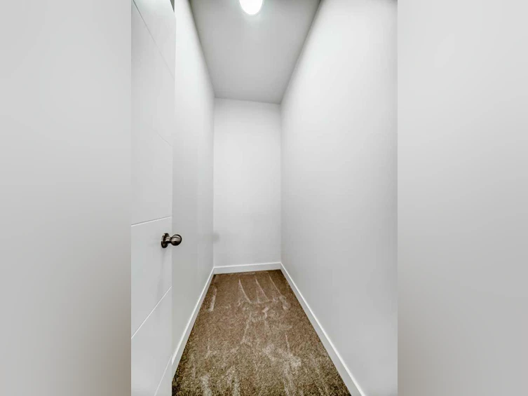 53 Spring Creek Common SW, Calgary, AB, T3H 6E2 - 32