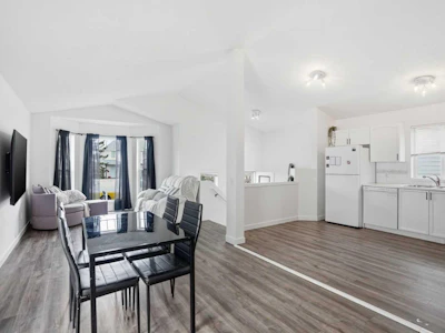 113 Mt Lorette Place SE - 5