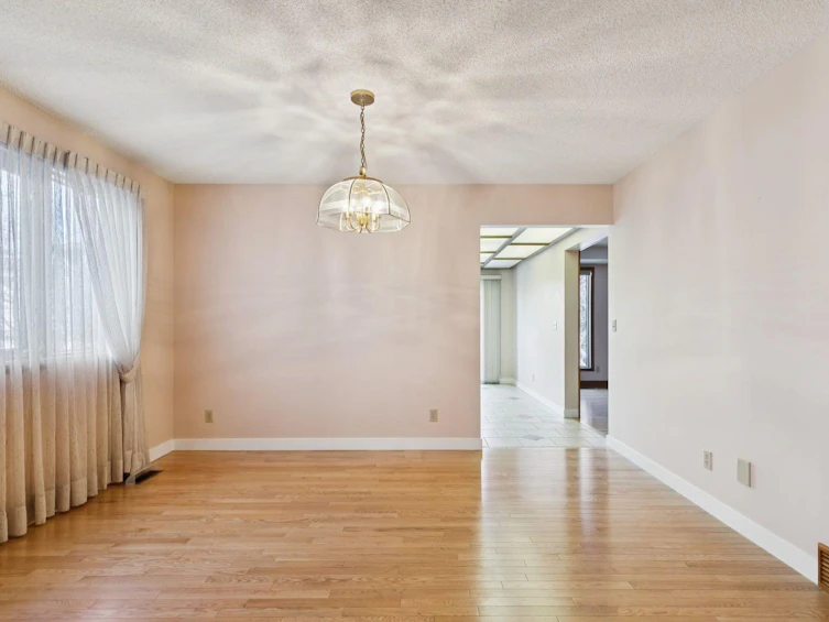 68 Woodstock Road SW, Calgary, AB, T2W 5W2 - 16