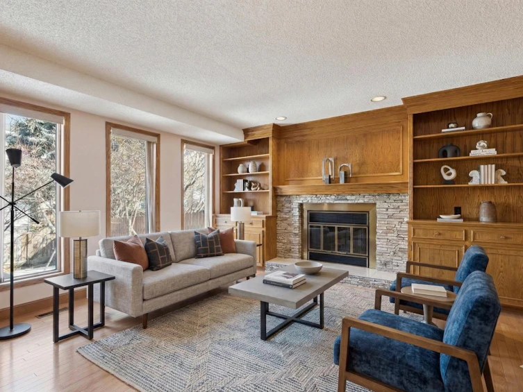 68 Woodstock Road SW, Calgary, AB, T2W 5W2 - 6