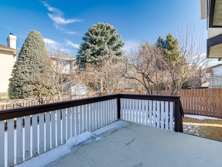 68 Woodstock Road SW, Calgary, AB, T2W 5W2 - 2