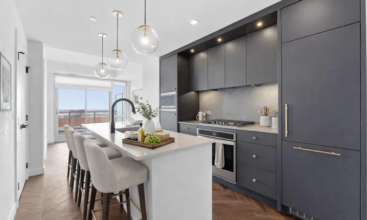 606-8445 Broadcast Avenue SW