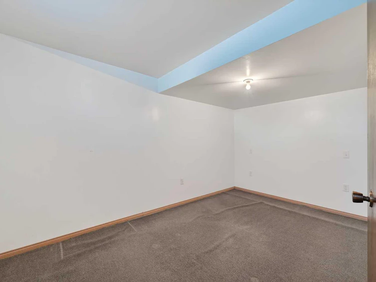 7228 Huntridge Hill NE, Calgary, AB, T2K 4A5 - 25