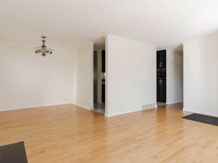 32 Moberly Crescent, Fort Mcmurray, AB, T9H 1G9 - 8