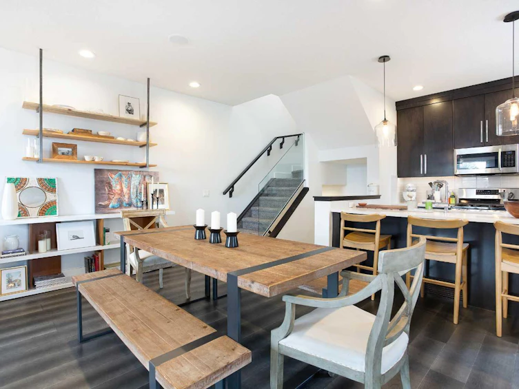 2-2816 34 Street SW, Calgary, AB, T3E 2W9 - 3