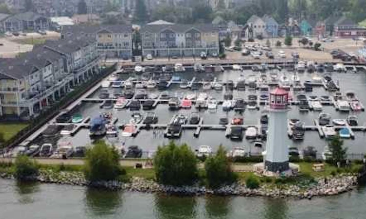 56-5230 Lakeshore Drive