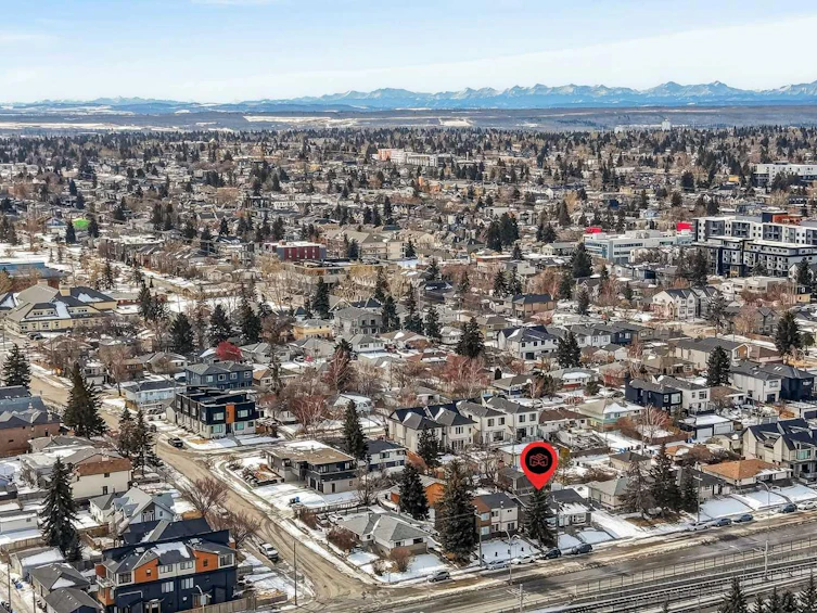 3007 12 Avenue SW, Calgary, AB, T3C 0S5