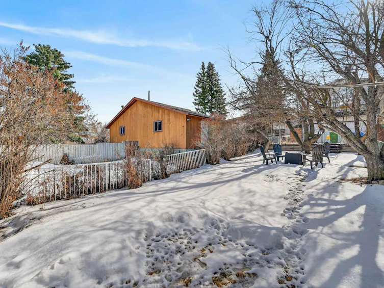 3007 12 Avenue SW, Calgary, AB, T3C 0S5 - 33