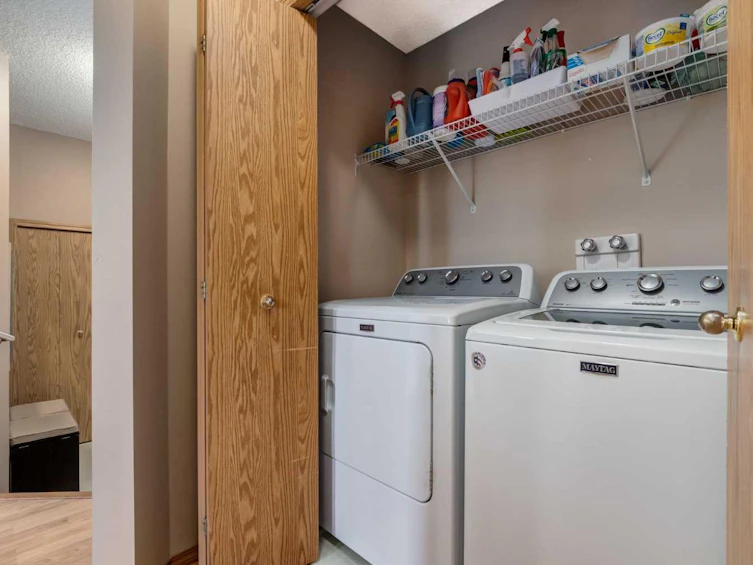 168 Mt Apex Green SE, Calgary, AB, T2Z 2V5 - 16
