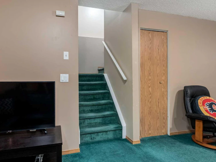 168 Mt Apex Green SE, Calgary, AB, T2Z 2V5 - 29