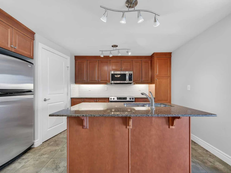 1402-910 5 Avenue SW, Calgary, AB, T2P 0C3 - 17
