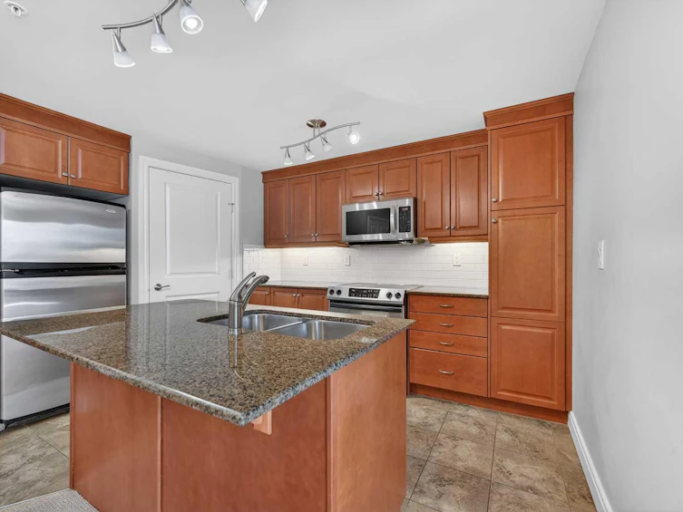 1402-910 5 Avenue SW, Calgary, AB, T2P 0C3 - 18