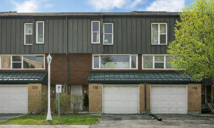 118 Brae Glen Lane SW