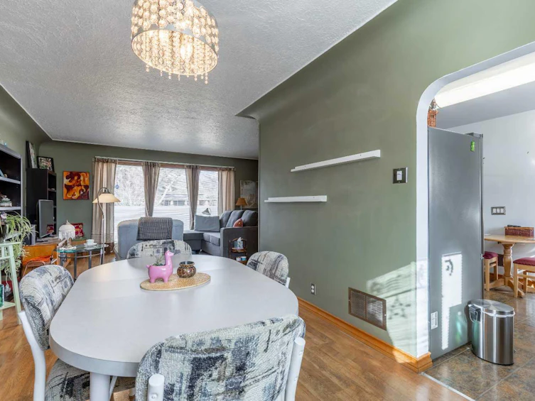 533 16 Street S, Lethbridge, AB, T1J 3Z1 - 11