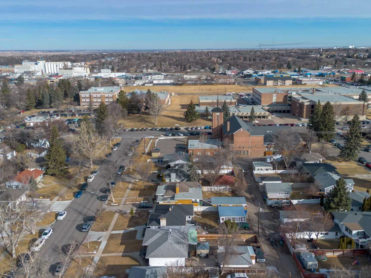533 16 Street S, Lethbridge, AB, T1J 3Z1 - 45