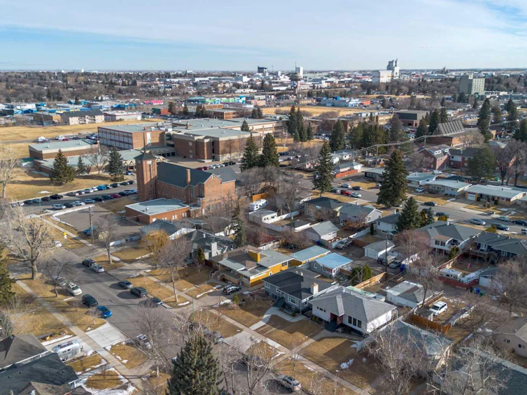 533 16 Street S, Lethbridge, AB, T1J 3Z1 - 44