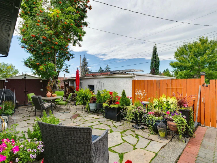 299 Doverview Crescent SE, Calgary, AB, T2B 1Y7 - 3