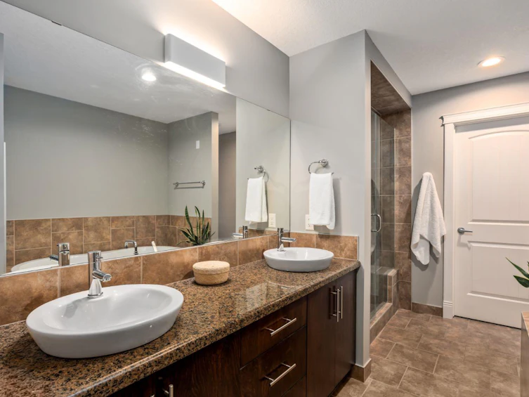 2915 17 Street SW, Calgary, AB, T2T 4N6 - 24