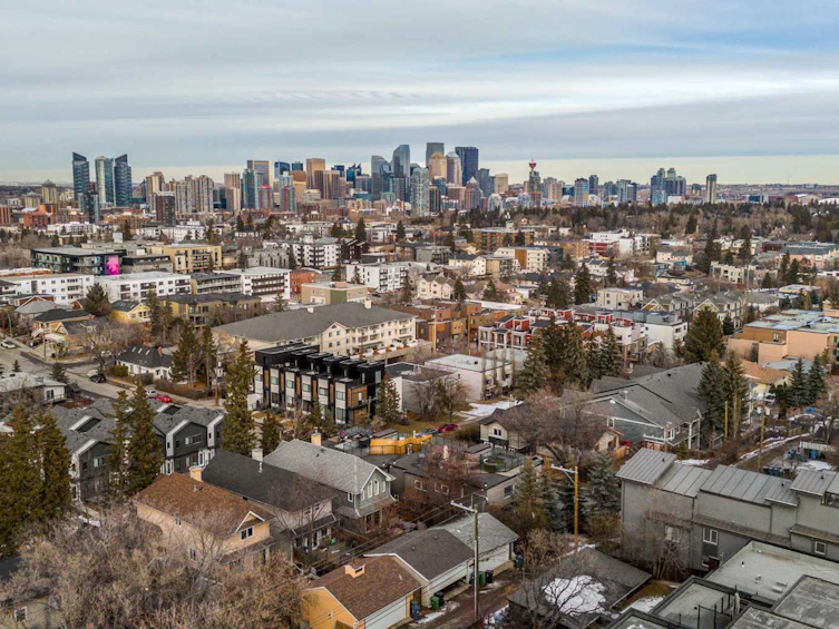 2915 17 Street SW, Calgary, AB, T2T 4N6 - 39
