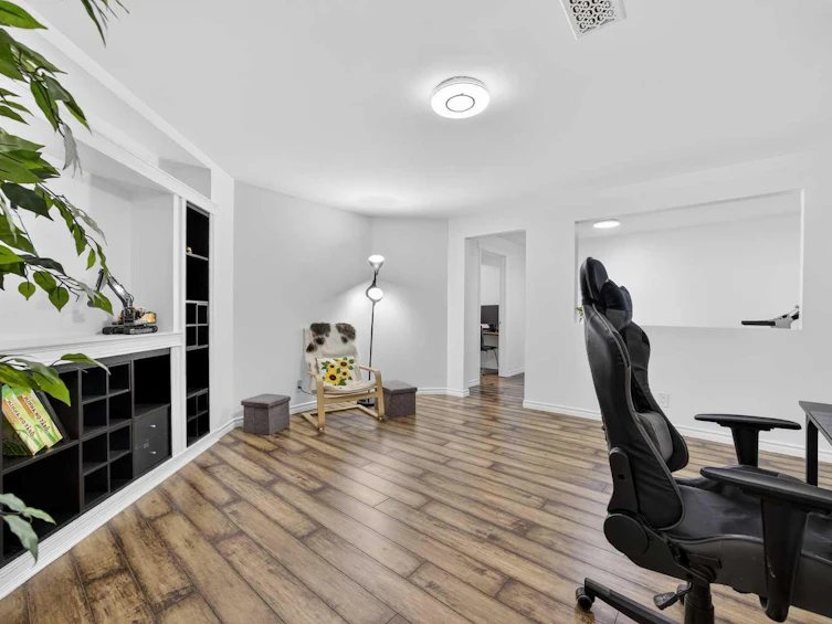 340 Prestwick Terrace SE, Calgary, AB, T2Z 0H4 - 37