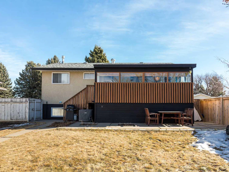 2414 14 Street N, Lethbridge, AB, T1H 4P3 - 26