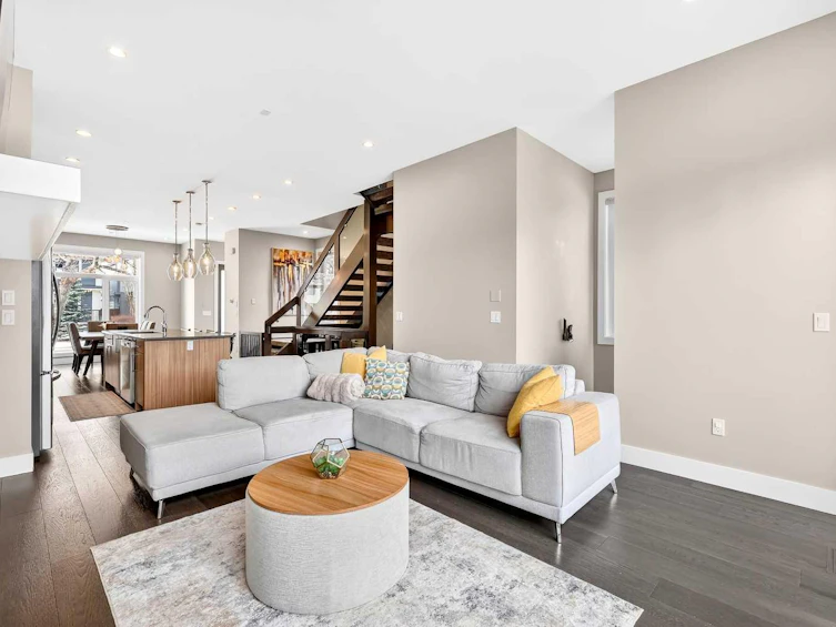 3736 44 Street SW, Calgary, AB, T3E 3S2 - 4