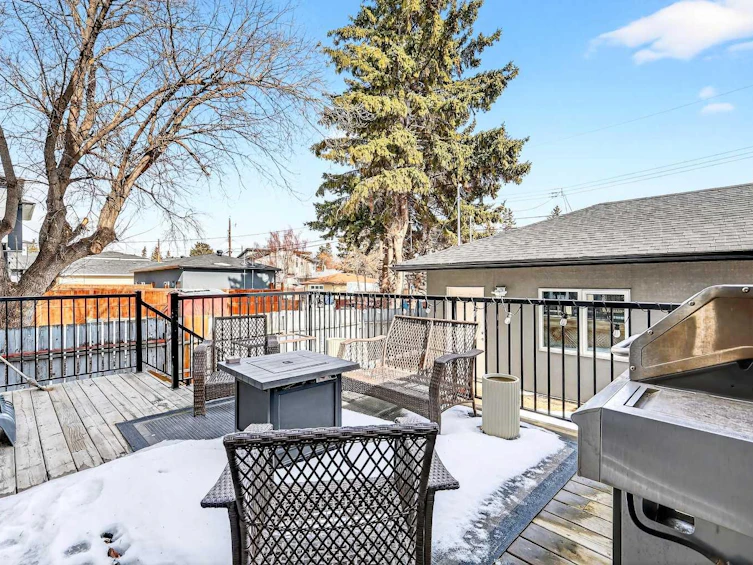 3736 44 Street SW, Calgary, AB, T3E 3S2 - 43