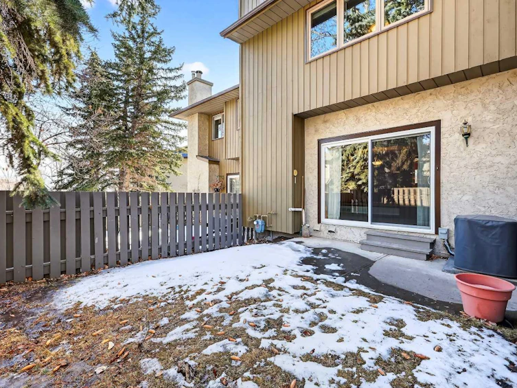 172 Glamis Terrace SW, Calgary, AB, T3E 6V3 - 35
