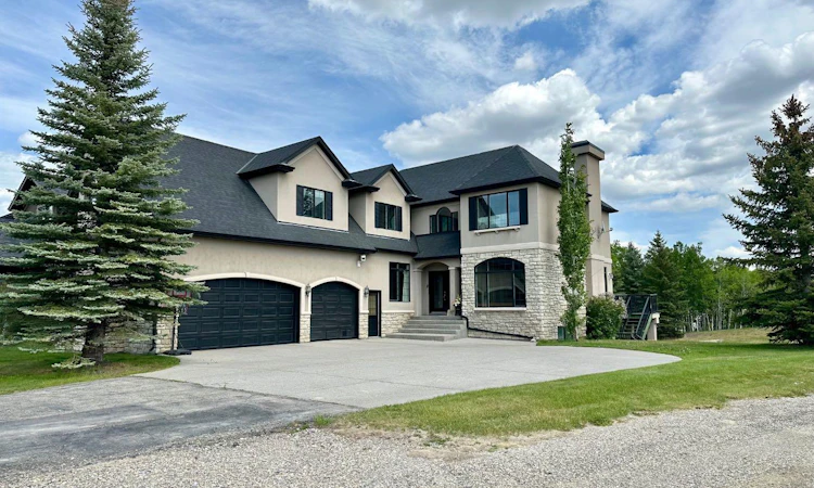 327 Rodeo Ridge