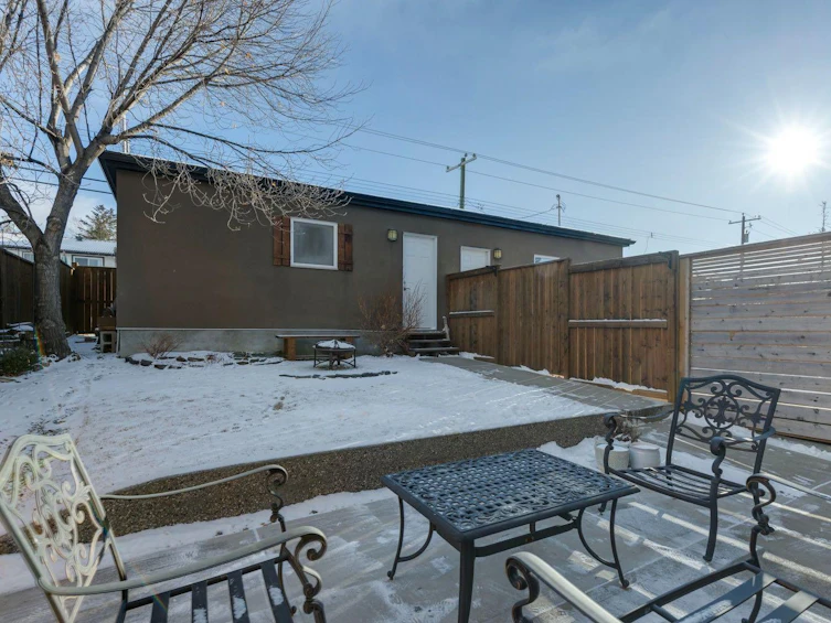 4804 21 Avenue NW, Calgary, AB, T3B 0W9 - 32