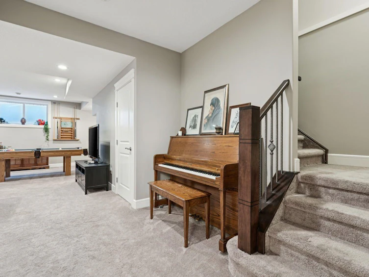 4804 21 Avenue NW, Calgary, AB, T3B 0W9 - 24
