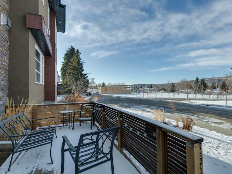 4804 21 Avenue NW, Calgary, AB, T3B 0W9 - 30