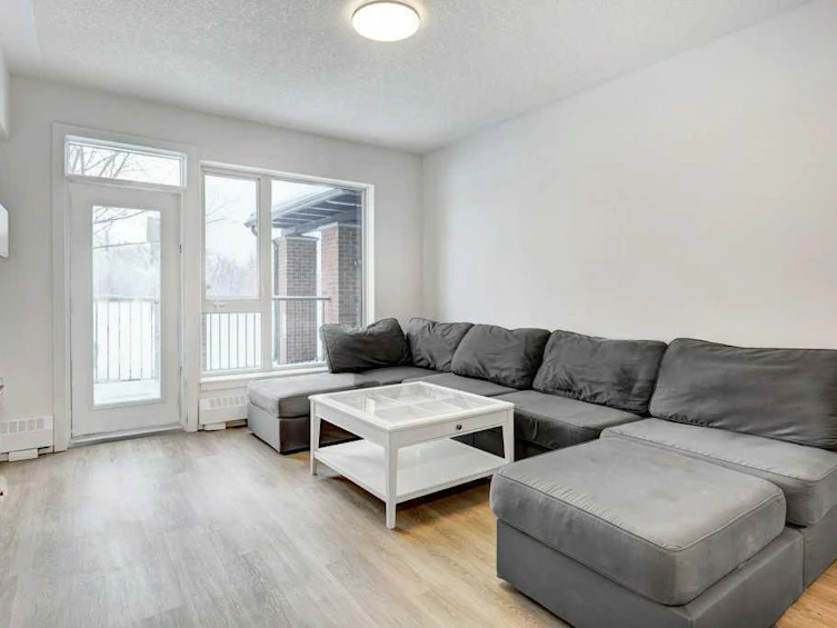 31-35 Inglewood Park SE, Calgary, AB, T2G 1B5 - 15