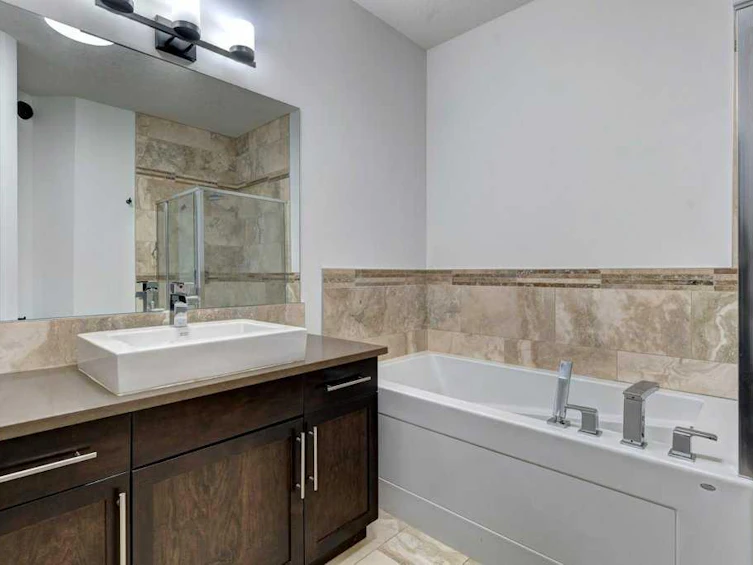 31-35 Inglewood Park SE, Calgary, AB, T2G 1B5 - 26