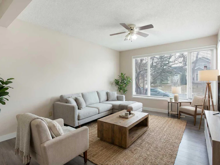 17 Martindale Drive NE, Calgary, AB, T3J 2V7 - 3